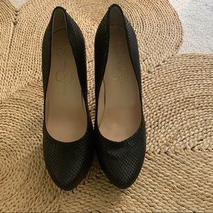 Black stiletto heels, size 8 NWOT